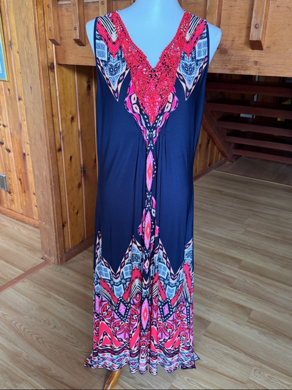 One World size XL Sleeveless Navy and Coral Maxi Dress with V-Neck Embellishment